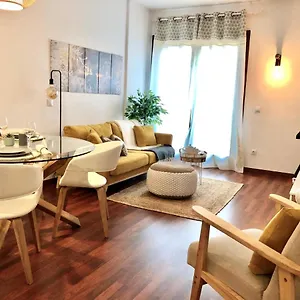 Cal Xera - Acollidora Planta Baixa Amb Llar De Foc I Jardí Privat Puigcerdà